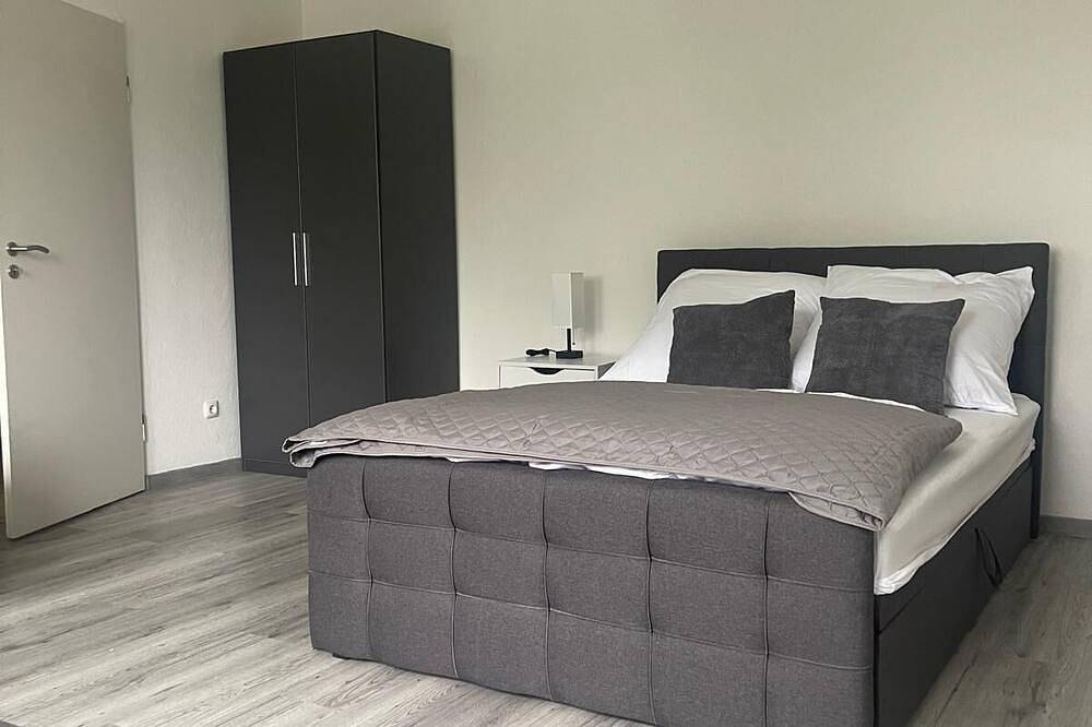 Ganze Wohnung, Sonnige Modern möblierte Wohnung im Herzen Salzgitters – all-inclusive! in Salzgitter, Braunschweig und Umgebung
