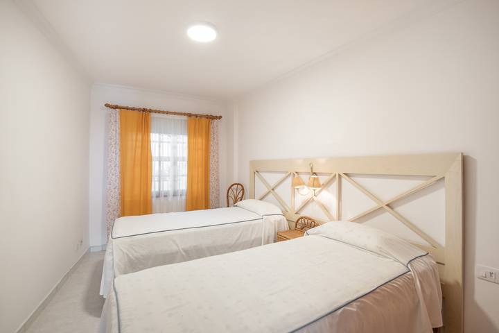 Entire apartment, Apartment 'Playa Delphin 106' with Sea View, Balcony and Wi-Fi in Puerto Naos, Los Llanos de Aridane