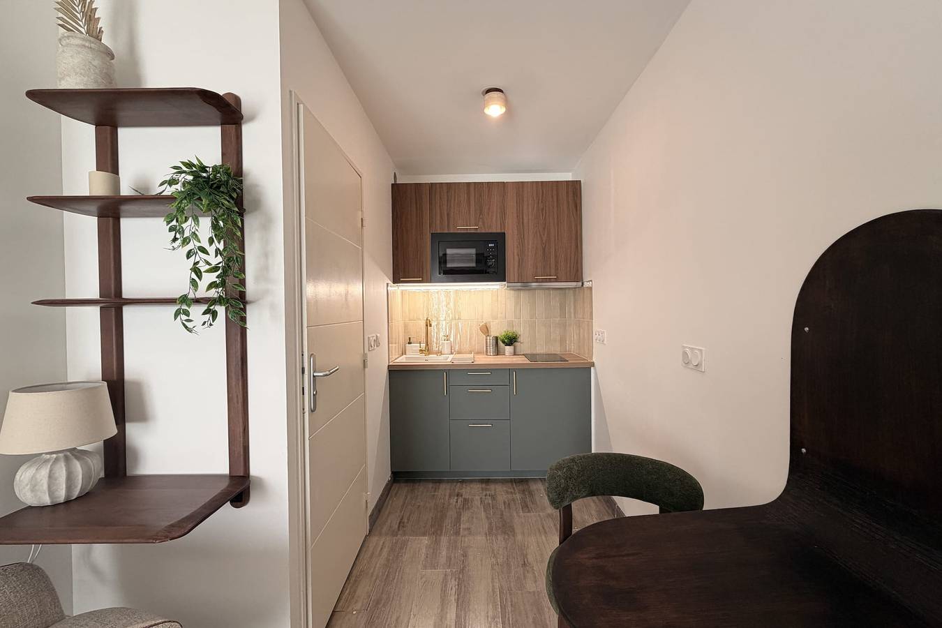 Estudio entero, L'Oustaloun – Charming studio with pool & parking in Éguilles, Costa mediterránea (Francia)