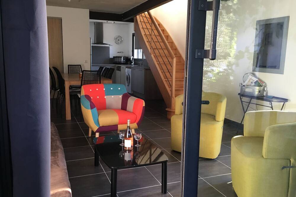 Provenzalischen, renoviertes Landhaus Tante Bertha, Komfort, Camaret-sur-Aigues in Camaret-sur-Aigues, Vaucluse