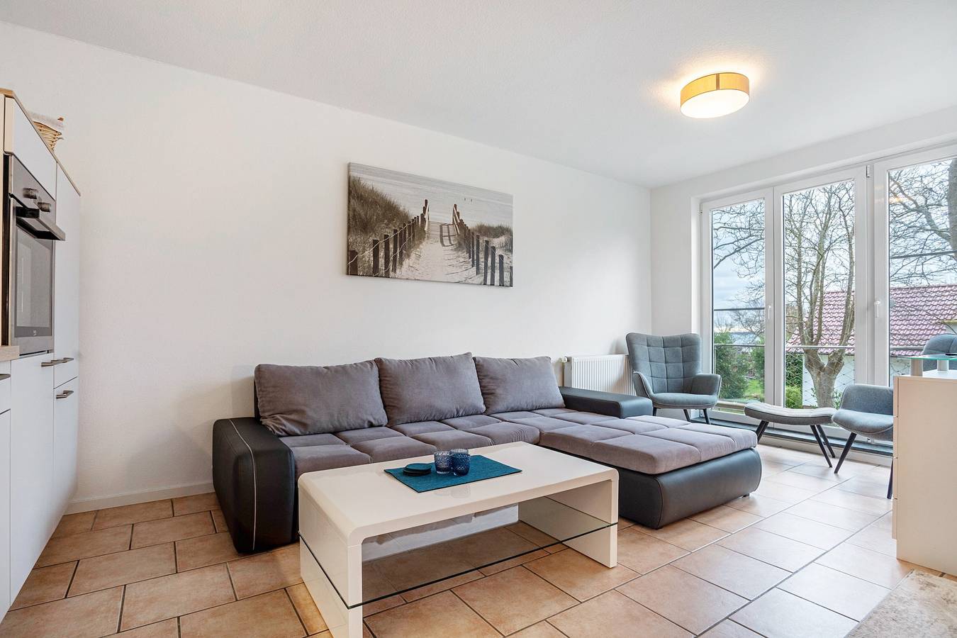 Entire apartment, Apartment 'Haus Annelie Fewo 2' with Private Terrace, Shared Garden and Wi-Fi in Dranske, Ruegen