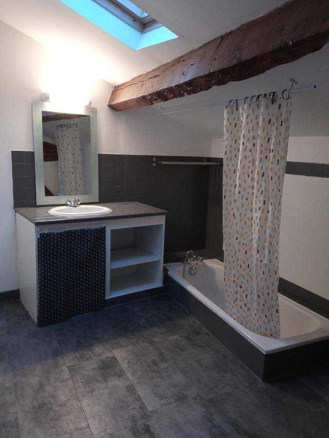 Appartement entier, Appartement T3 en duplex in La Crèche, Région de Niort