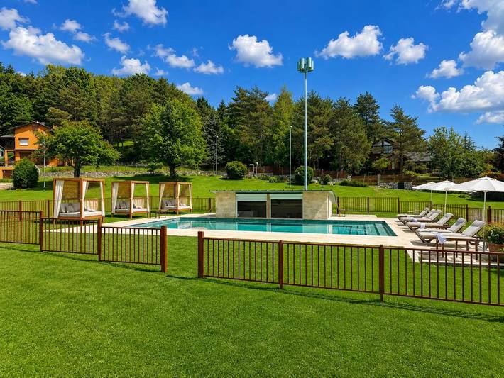 Gîte pour 2 personnes, avec piscine ainsi que jardin et vue à Camprodon - 2