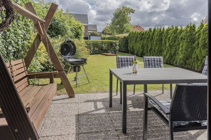 Ferienhaus für 7 Personen, mit Garten in Carolinensiel