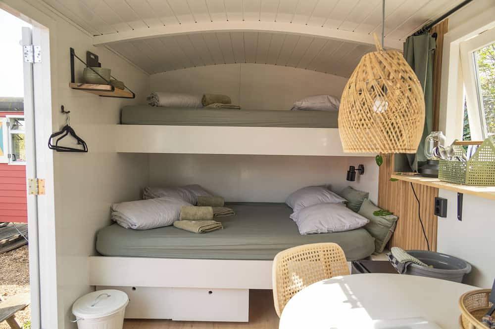 Pipowagen Kraayennest - Aan de Vinkeveense Plassen vlakbij Amsterdam in Vinkeveen, Groene Hart