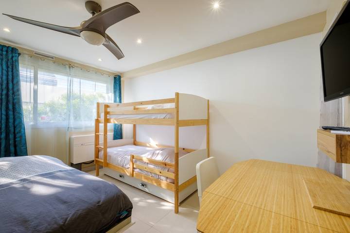 Location de vacances pour 3 personnes à Villeneuve-Loubet
