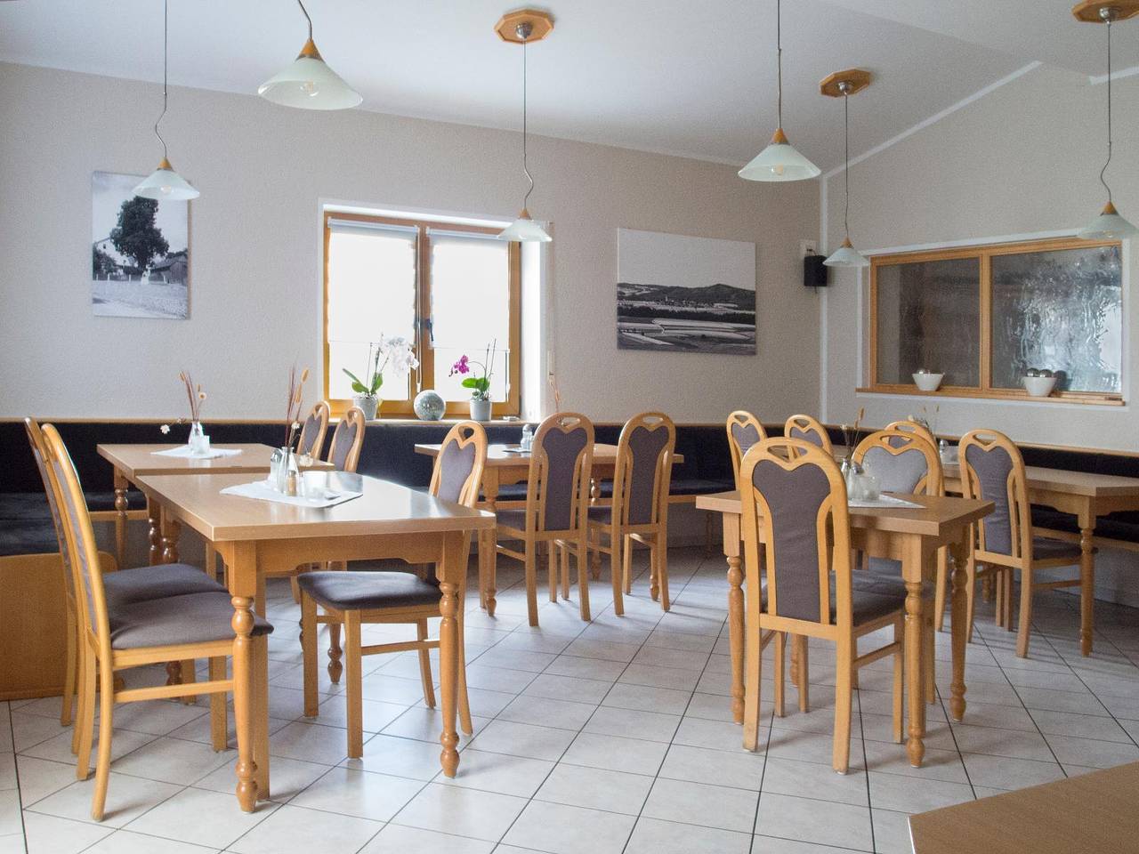 Landgasthof Benjamin - Galerie Wohnung 3 (45 qm)  mit Küche und kostenfreien Wlan in Treffelstein, Ostbayern