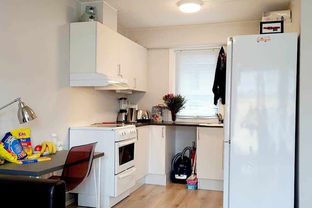 Entire apartment, Nice home Oslomodern central apartment next to  beautiful nature2424 in Grünerløkka, Oslo