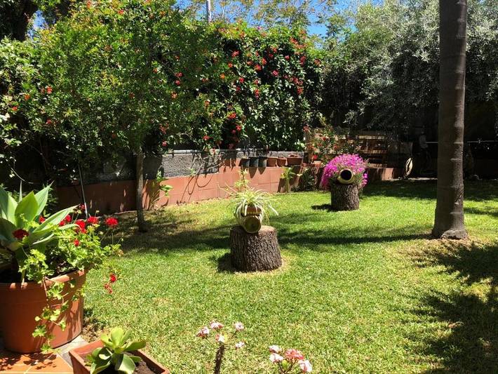 Casa vacanza per 2 persone, con Terrazza e Giardino nonché Panorama a Cannizzaro