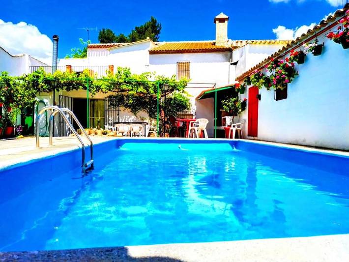 Casa rural para 12 personas, con Terraza además de Piscina y Vistas en Priego de Córdoba