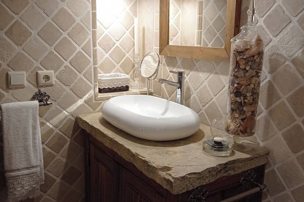 T1 with full kitchen (Lagar Room) in Tomar, Sicó/Alvaiazere