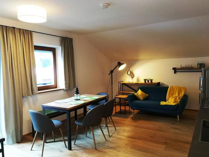 Ferienwohnung für 2 Personen, mit Balkon und Ausblick - 1