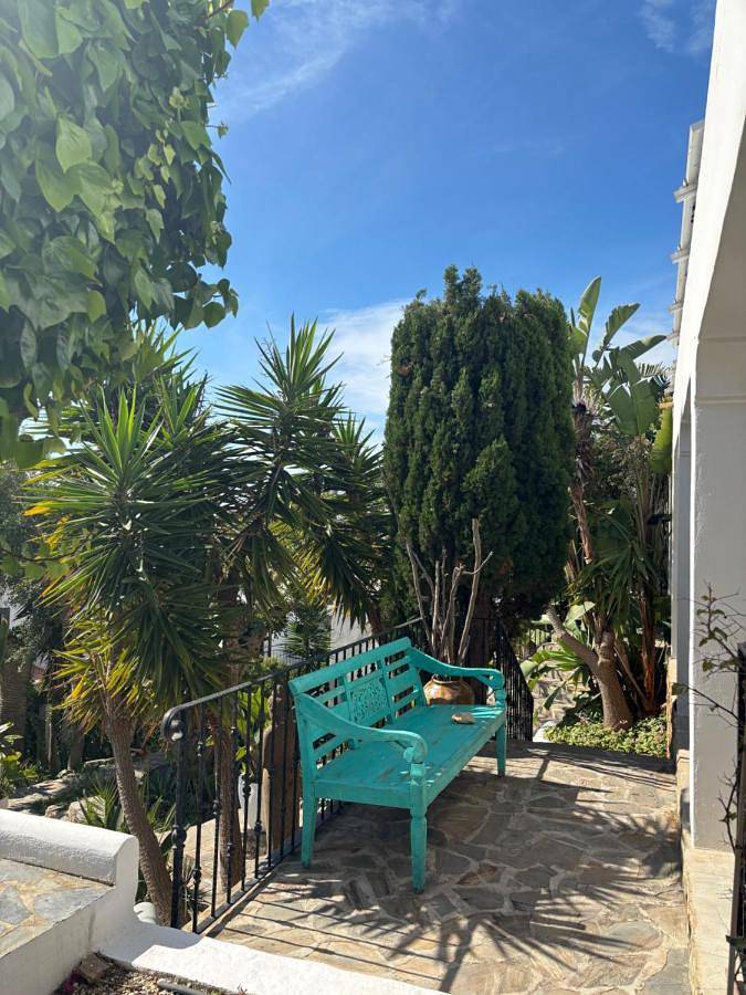 Chambre d’hôte pour 2 personnes, avec vue ainsi que jardin et piscine à Santa Eulària des Riu - 2