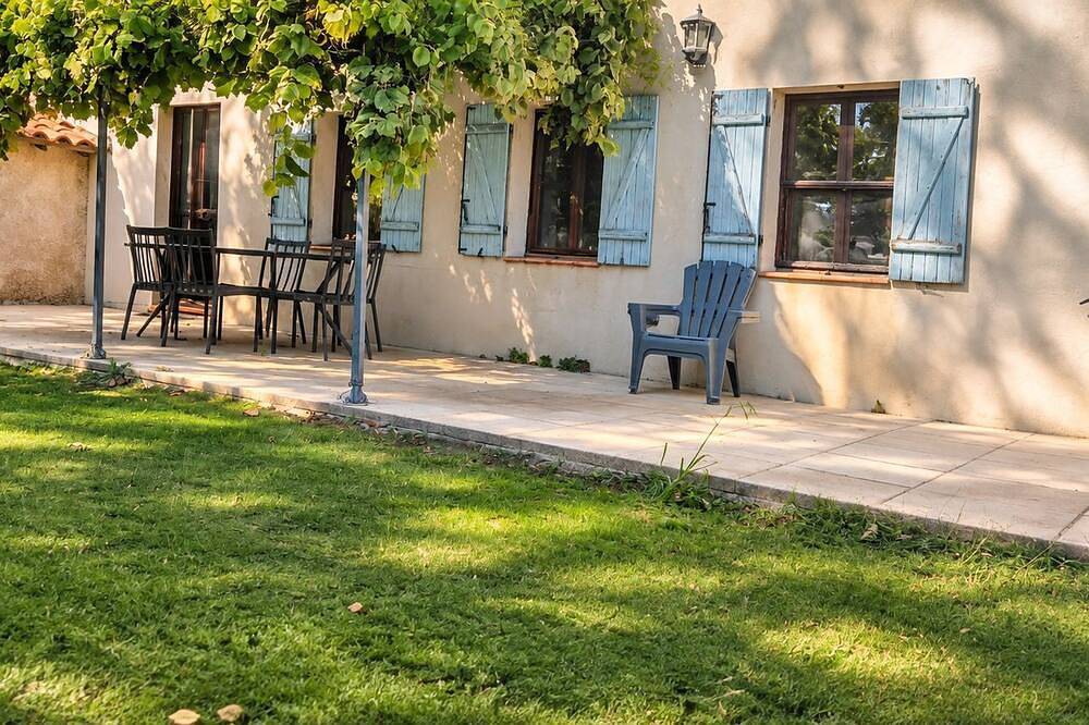 Gite de la Bergerie in Arles, Côte méditerranéenne (France)
