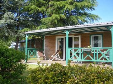 Gîte pour 4 personnes, avec terrasse à Bieuzy