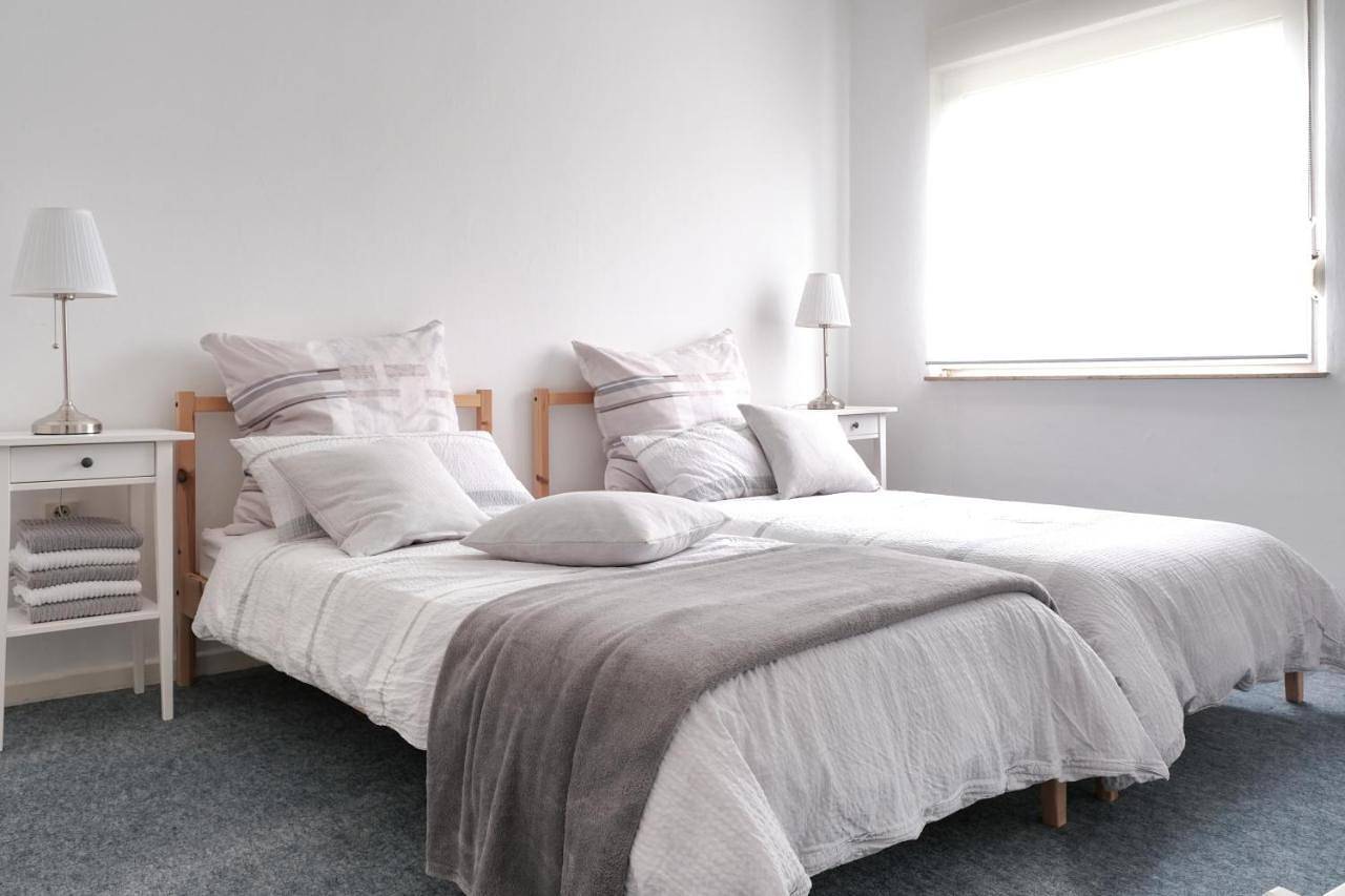 Two-Bedroom Apartment in Linksruhr, Mülheim an der Ruhr