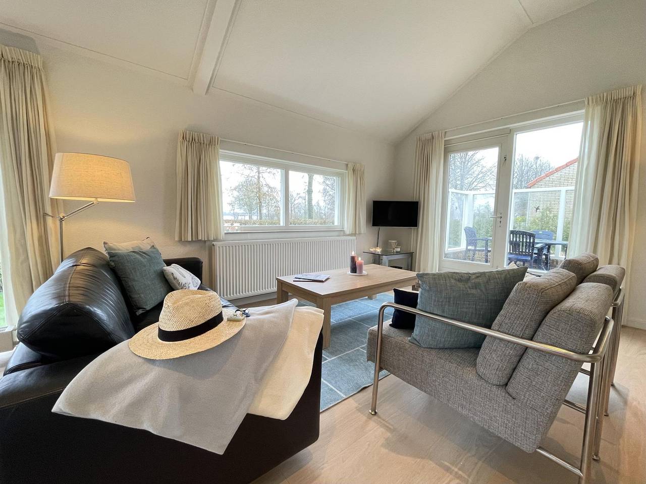 Droomvilla Vakantiehuizen — Watervilla de Ijsvogel - 162 in IJsselmeer