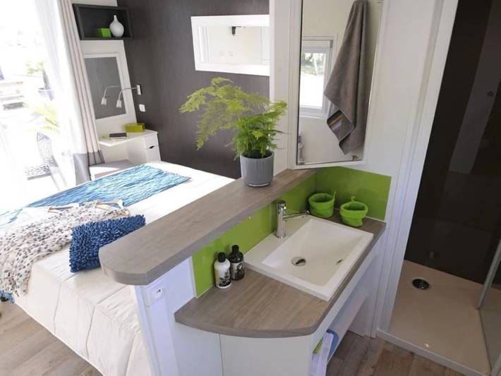 Camping pour 5 personnes, avec bassin pour enfant et jardin au Parc Naturel Régional du Marais poitevin - 4
