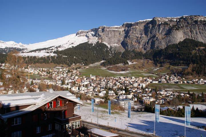 Ganze Ferienwohnung, Confidar Ferienwohnung, Nr. 31, Wiest - 3.5 Zimmerwohnung - 38097 in Flims-Dorf, Flims