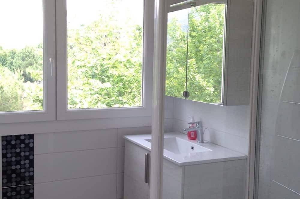 Appartement entier, Appartement F3 Bord De Mer in Sagone, Vico