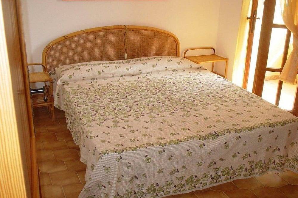Villa at 300mt. beach Calasinzias, Wi-Fi, A/C, Pets yes 10% Discount in Cala Sinzias, Provincia de Cagliari
