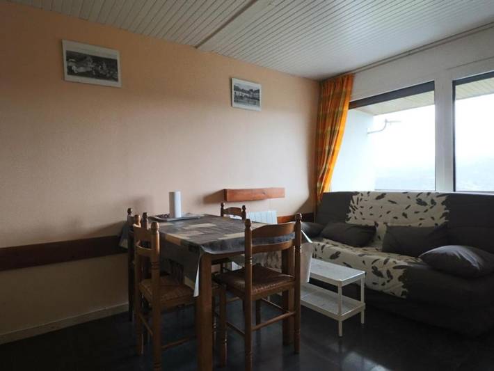 Gîte pour 4 personnes, avec balcon dans La Banne d'Ordanche - 4