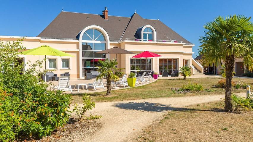 Maison de vacances pour 8 personnes, avec terrasse et piscine à Azay-le-Rideau