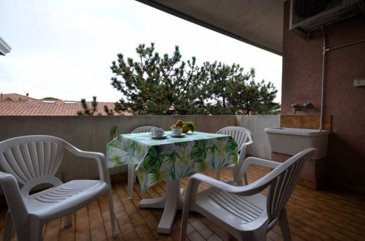Ferienwohnung für 5 Personen, mit Balkon/Terrasse in Lignano Sabbiadoro