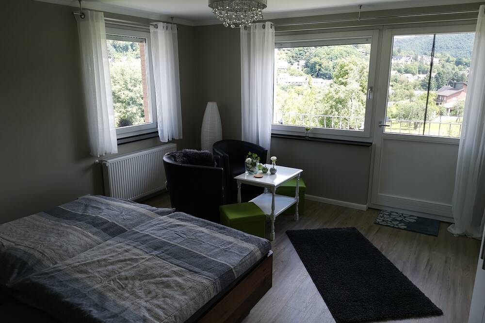 Ganze Wohnung, Top Ferienwohnung in Rurberg am Rursee, für 2 Personen, 45m², mit Balkon in Simmerath, Rureifel (Nordrhein-westfalen)