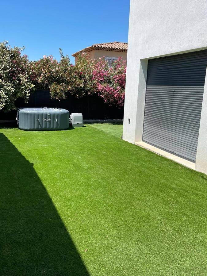 Location de vacances pour 8 personnes, avec terrasse et jacuzzi à Les Pennes-Mirabeau - 4