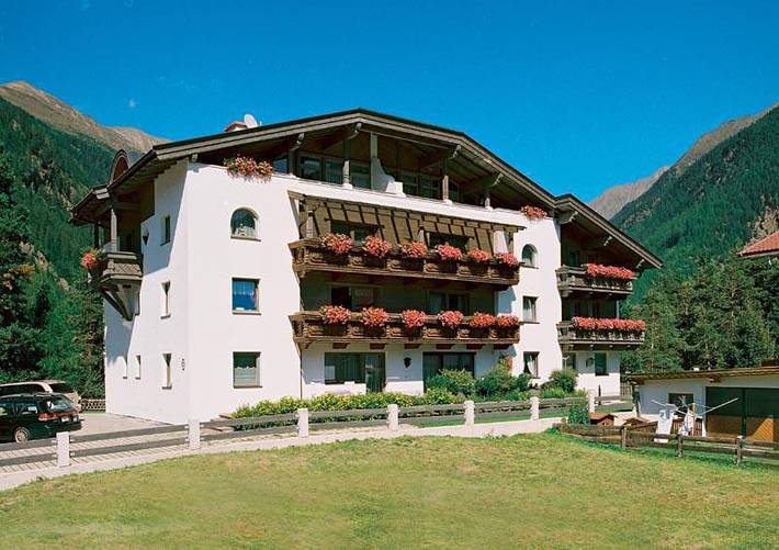 Chambre d’hôte pour 2 personnes, avec sauna et balcon