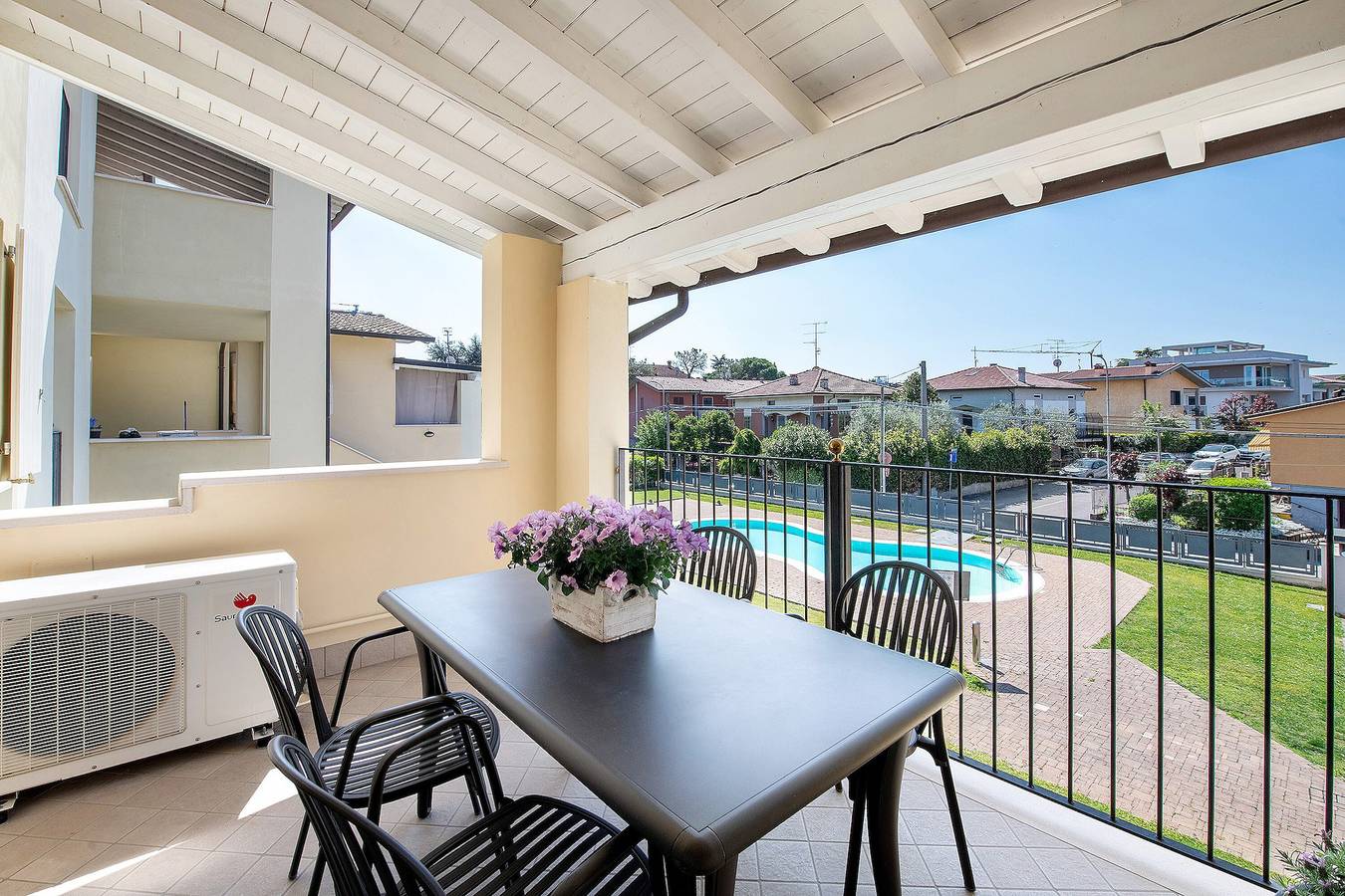 Ganze Wohnung, Apartment „Lavanda“ mit Balkon, Wlan und Klimaanlage in Rivoltella del Garda, Desenzano del Garda