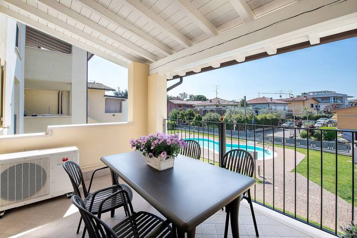 Vacation rental for 4 people, with Balcony and Yard as well as Lake view in Northern Lake Regions