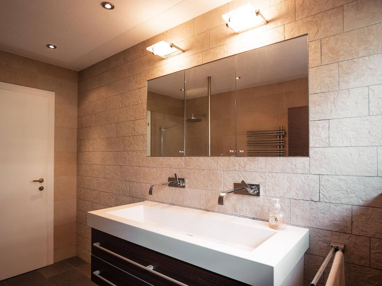 Ganze Ferienwohnung, Sunside Stay in Wiesing, Bezirk Schwaz