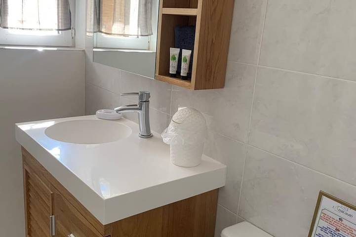 Gîte pour 4 personnes, avec balcon et jacuzzi dans la Tamarissière - 4