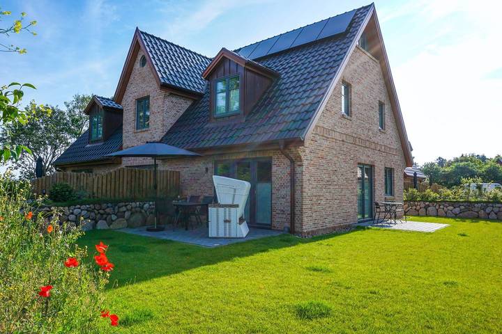 Ferienhaus für 4 Personen, mit Garten und Sauna in Tinnum - 2