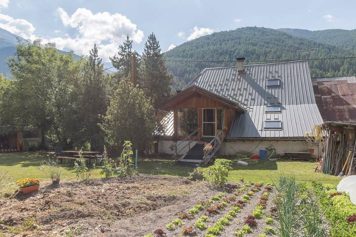 Gîte pour 15 personnes, avec balcon et jardin à Saint-Paul-sur-Ubaye - 3