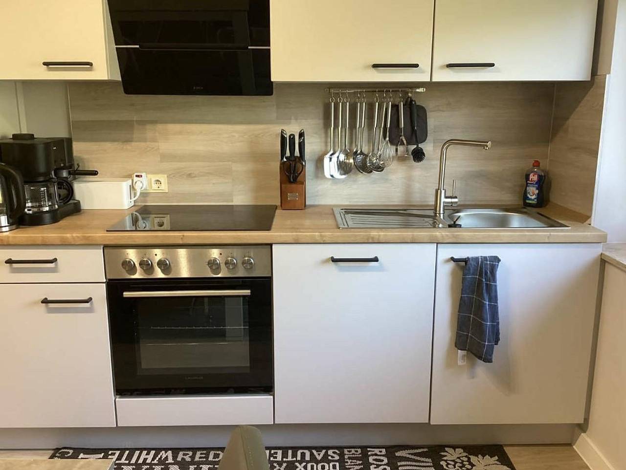 Ganze Ferienwohnung, Kohlen, Ferienwohnung - Appartement/Fewo, Dachgeschoss, ruhig in Fahrenkrug, Kreis Segeberg