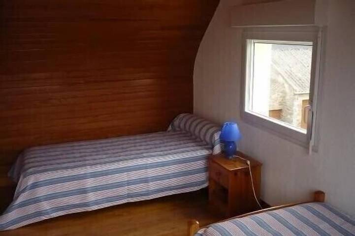 Location de vacances pour 5 personnes, avec jardin et terrasse dans Plage du Ruguel - 4