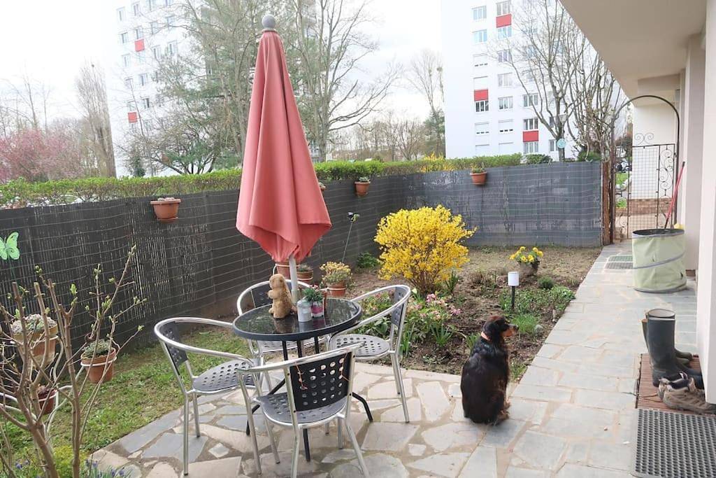 Appartement entier, Two-Bedroom Apartment in Chilly-Mazarin, Essonne