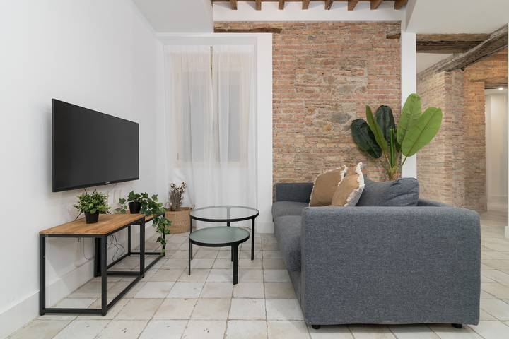 Entire apartment, S H Sweet Álamos III in Malaga Centro Historico, Malaga