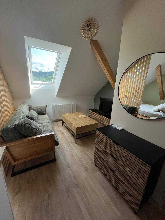 Gîte pour 2 personnes, avec Vue et Vue sur le lac à Lac-des-Rouges-Truites