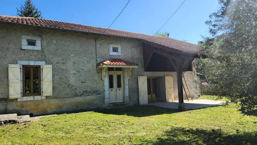 Location de vacances pour 7 personnes, avec terrasse et jardin dans Cier-de-Rivière - 2