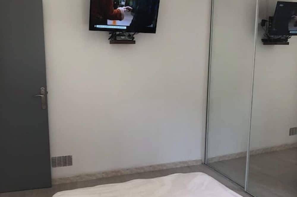 Pequeño remanso de paz para llevar la rueca in Carry-le-Rouet, Istres region