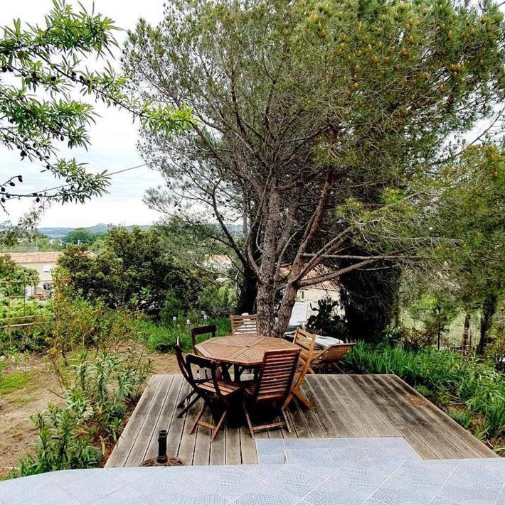 Location de vacances pour 4 personnes, avec jacuzzi et jardin à Aramon - 2