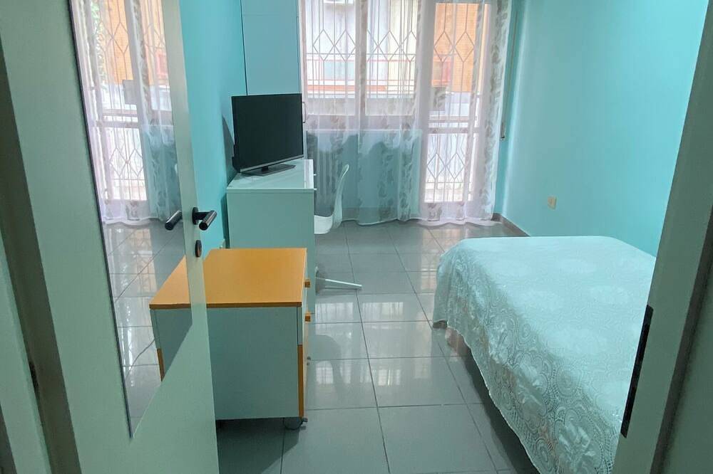 Apartamento entero, \"Villa Paola\" appartam site in Pescara 250 m from the sea and a few km from the center in Pescara, Provincia de Pescara