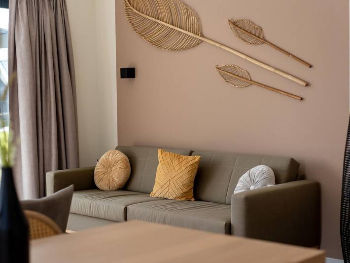Vacation rental for 4 people, with terrace and sauna as well as yard and pool in Breskens