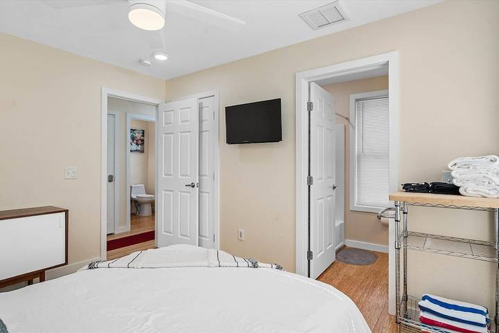 Vacation rental for 8 people, with yard in St. Petersburg (FL)