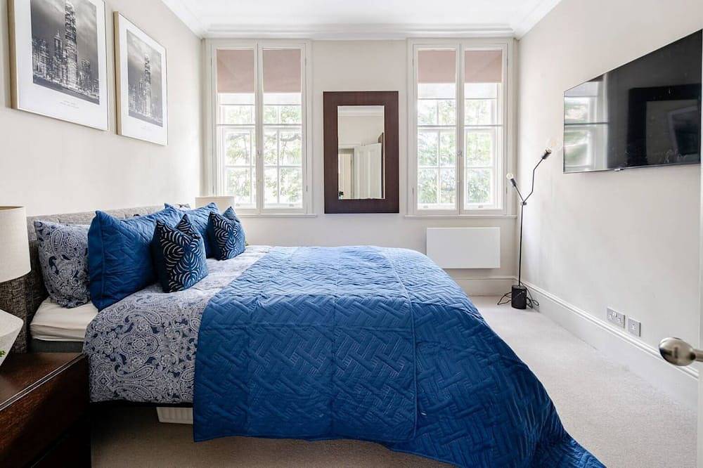 Entire apartment, Elegant 3-Bedroom Covent Garden Apartment with Modern Comforts in Covent Garden, London