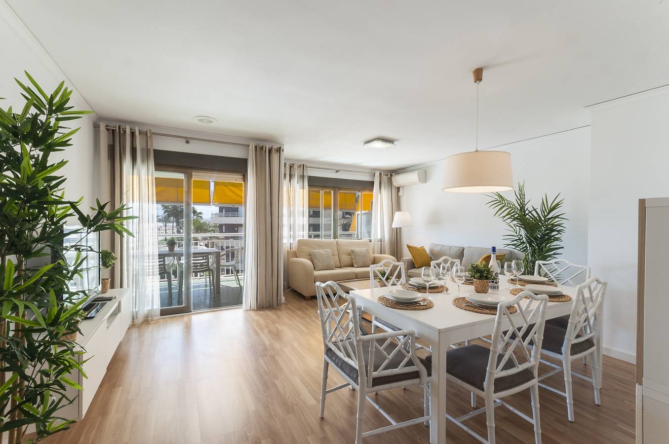 Entire apartment, 31. Ag Aguamarina 3A in Playa de Gandía, Costa de Valencia